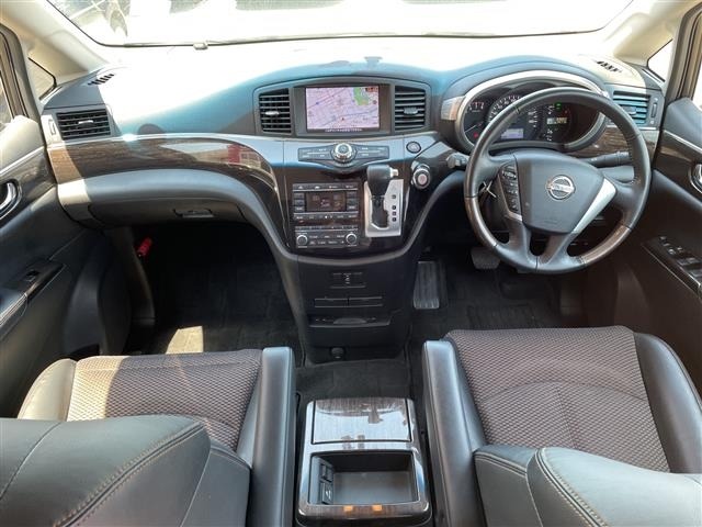 Nissan ELGRAND 2013 7658596-19