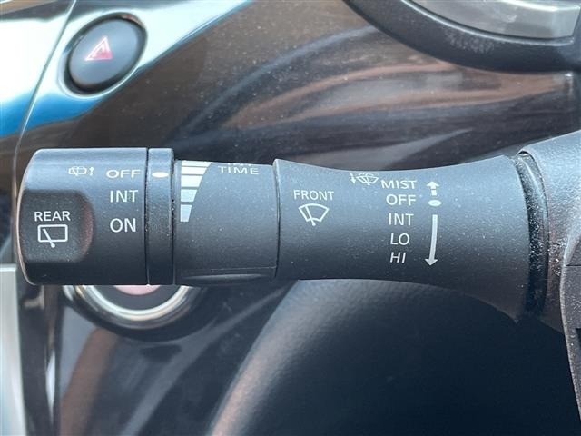 Nissan ELGRAND 2013 7658596-3