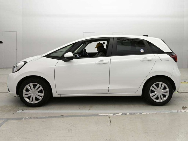 Honda FIT 2023 7645279-4