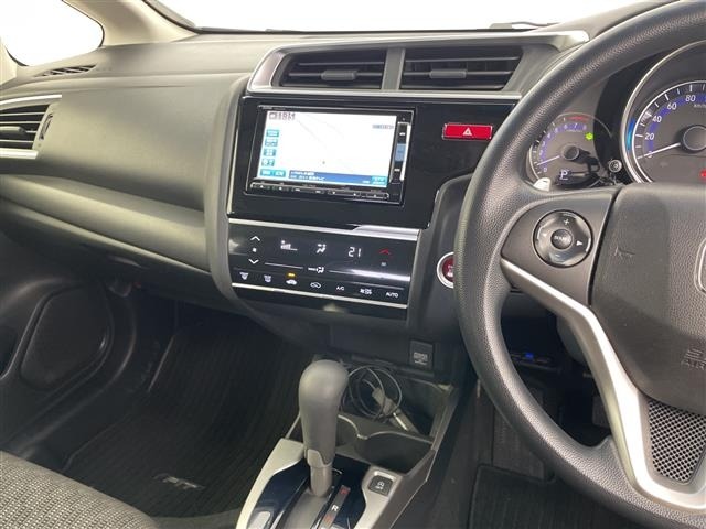 Honda FIT 2015 7645838-21