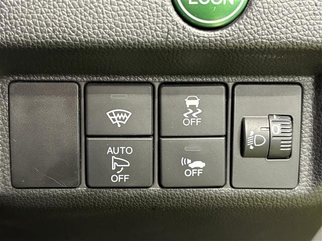 Honda FIT 2016 7645839-10