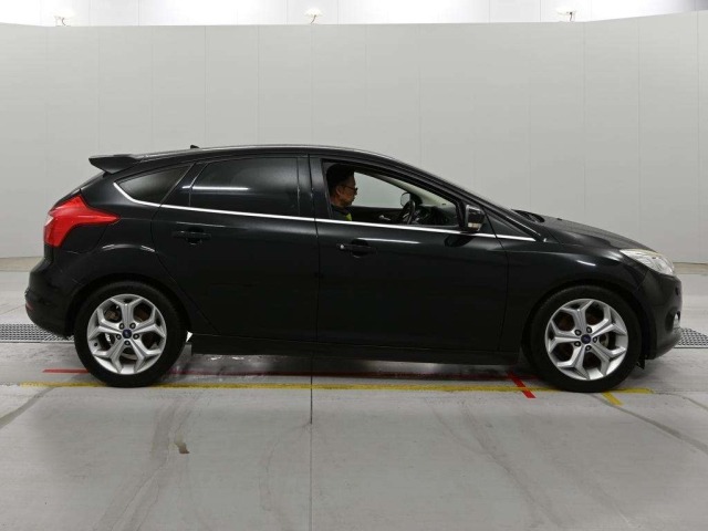 Ford FOCUS 2013 7644548-3