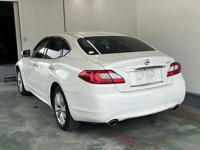 Nissan FUGA 2010 7659569-1