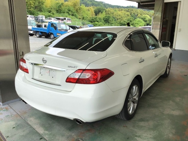 Nissan FUGA 2010 7659569-4