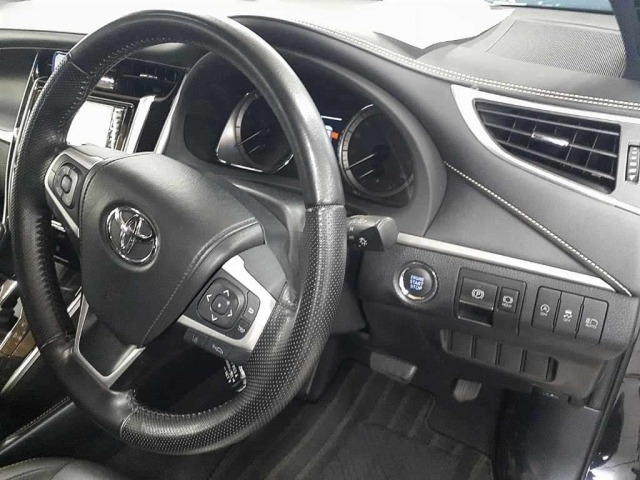 Toyota HARRIER 2017 7649243-9