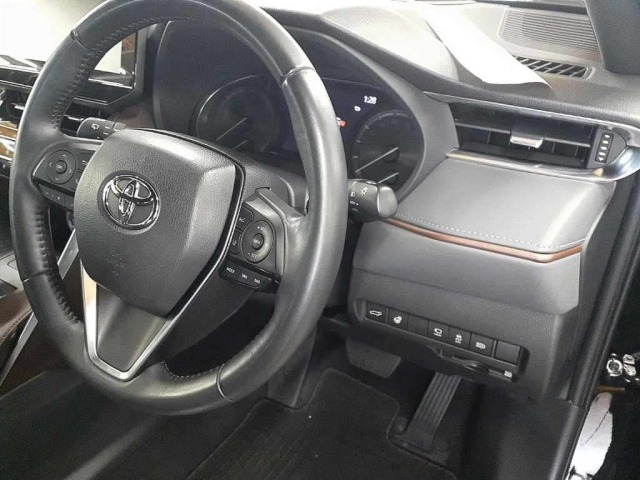Toyota HARRIER 2022 7649245-9