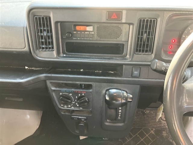 Daihatsu HIJET VAN 2020 7654037-4