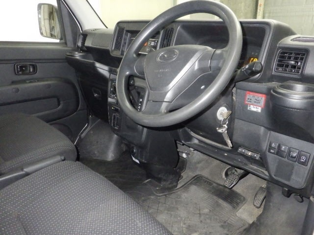 Daihatsu HIJET VAN 2020 7654091-3