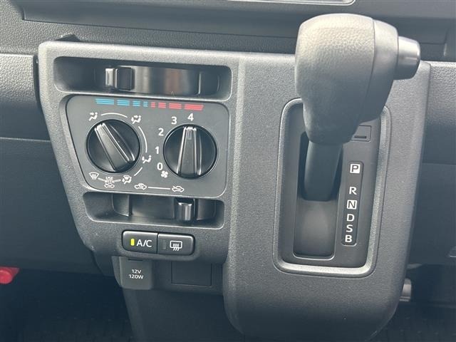 Daihatsu HIJET VAN 2022 7654174-18