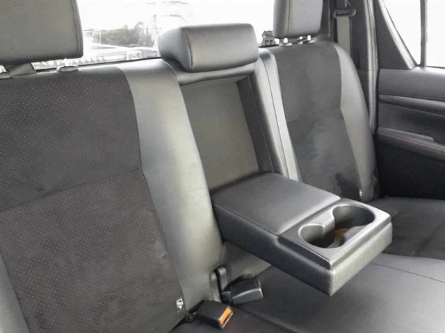Toyota HILUX 2022 7654625-11