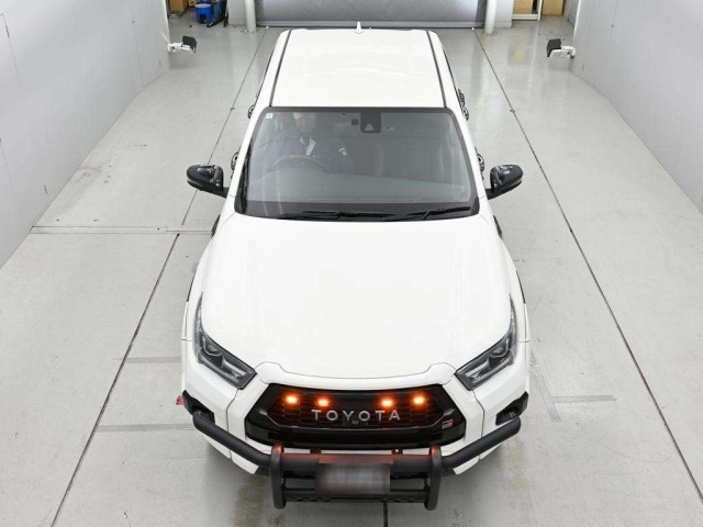 Toyota HILUX 2022 7654625-7