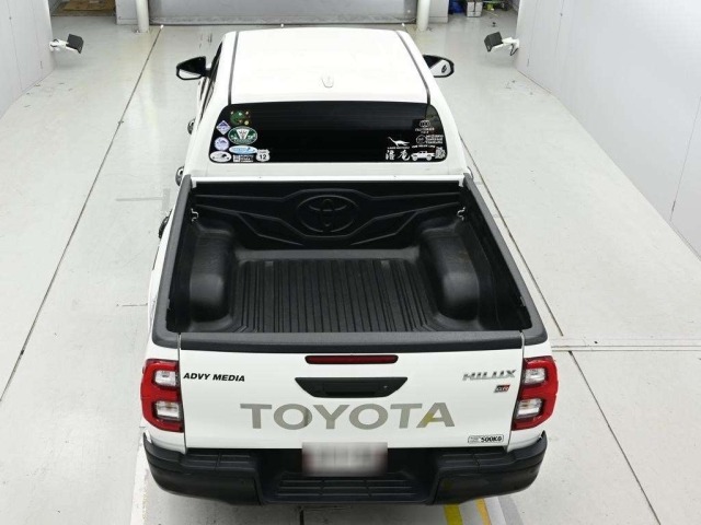 Toyota HILUX 2022 7654625-8