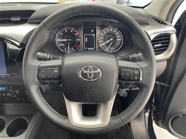 Toyota HILUX 2022 7654774-3