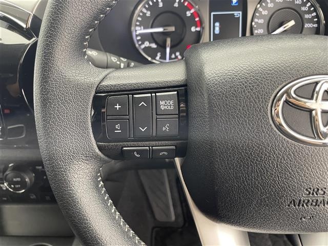 Toyota HILUX 2022 7654774-7