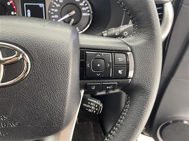 Toyota HILUX 2022 7654774-8
