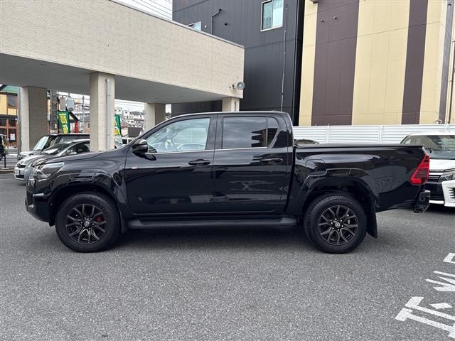 Toyota HILUX 2023 7654811-1