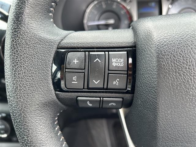 Toyota HILUX 2022 7654812-18