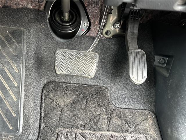 Toyota HILUX 2022 7654812-22