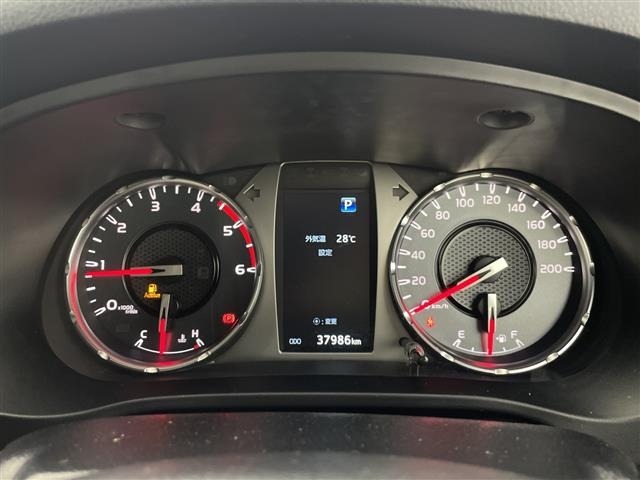 Toyota HILUX 2022 7654818-4