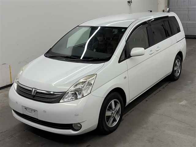 Toyota ISIS 2005 7647851-4