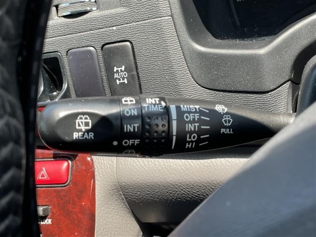 Toyota ISIS 2007 7647864-4
