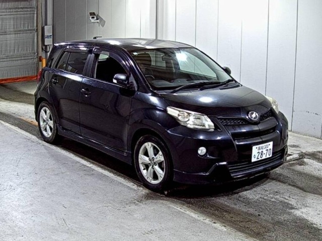 Toyota IST 2010 7658473-0