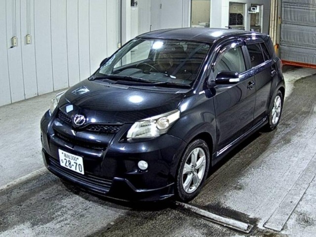 Toyota IST 2010 7658473-4