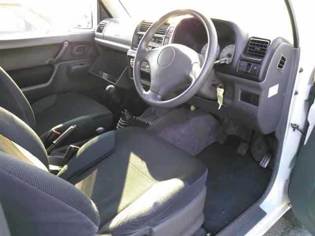 Suzuki JIMNY 2000 7648493-3