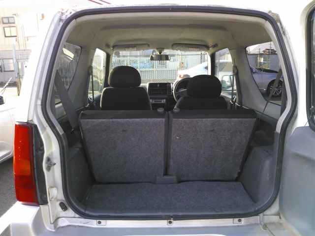 Suzuki JIMNY 2000 7648493-9
