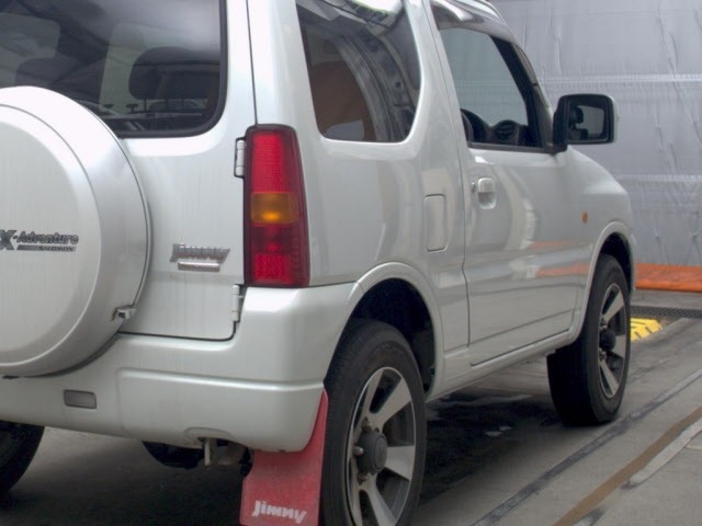 Suzuki JIMNY 2010 7648522-5
