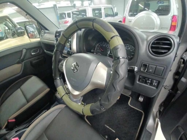 Suzuki JIMNY 2016 7648545-9