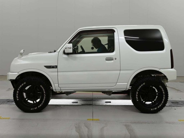 Suzuki JIMNY 2015 7648547-4