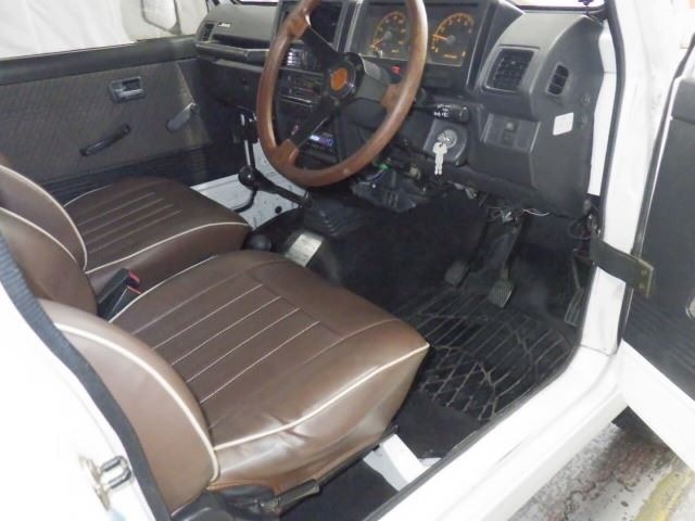 Suzuki JIMNY 1992 7648609-3