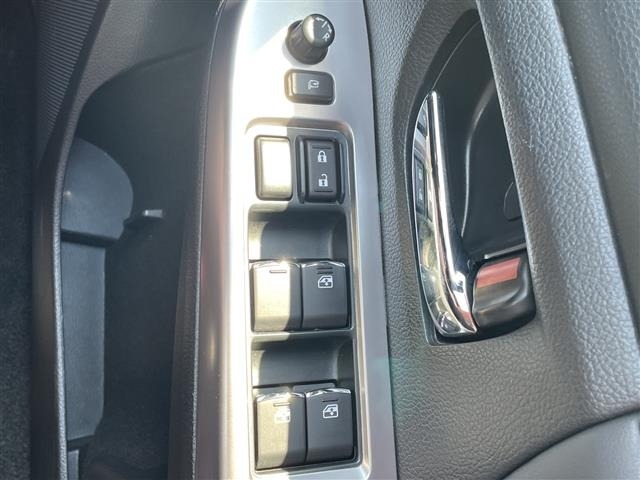Subaru LEVORG 2017 7648176-9