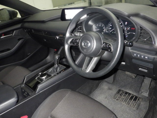 Mazda MAZDA3 2023 7658726-3