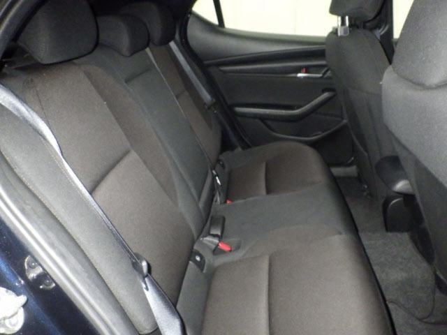 Mazda MAZDA3 2023 7658726-8