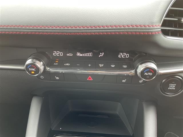 Mazda MAZDA3 2023 7658872-20