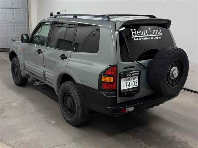 Mitsubishi PAJERO 2000 7658192-1