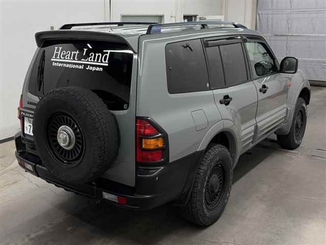 Mitsubishi PAJERO 2000 7658192-5