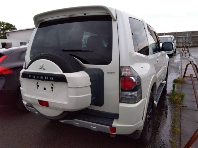 Mitsubishi PAJERO 2012 7658205-6