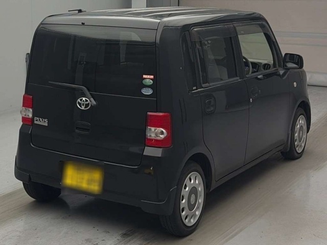 Toyota PIXIS SPACE 2015 7658417-1