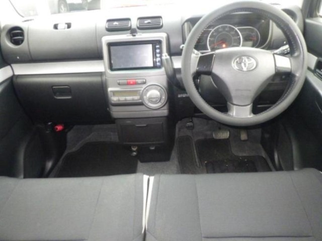 Toyota PIXIS SPACE 2015 7658421-3