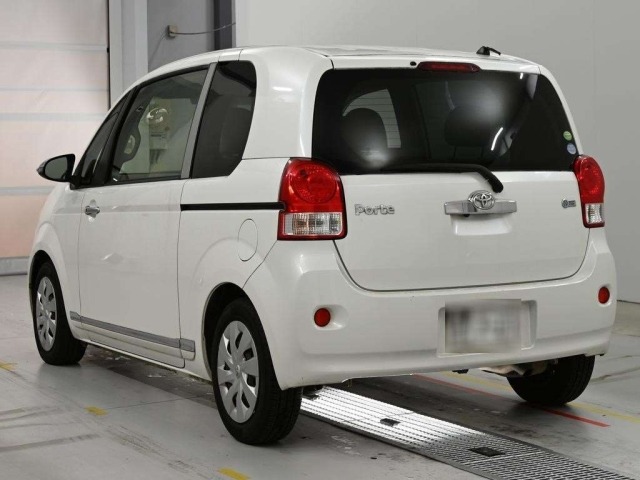 Toyota PORTE 2012 7644620-6