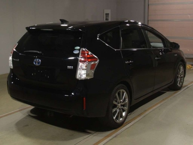 Toyota PRIUS 2017 7655681-1