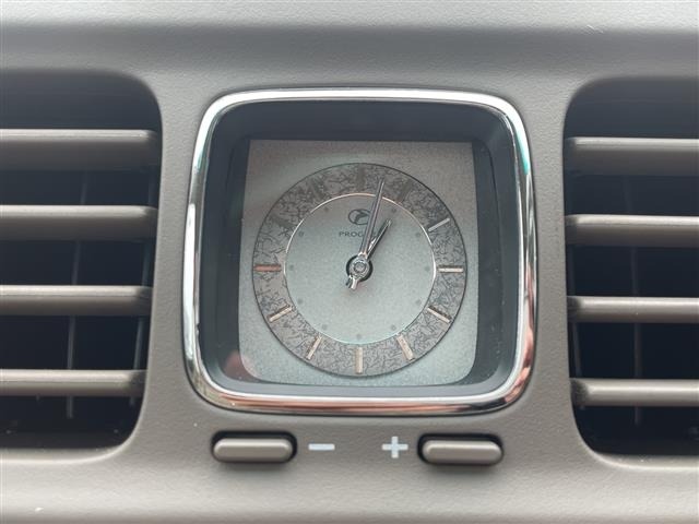 Toyota PROGRES 2000 7648924-20