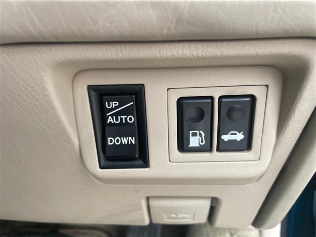 Toyota PROGRES 2000 7648924-22