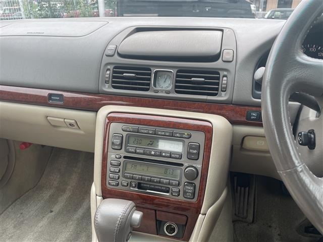 Toyota PROGRES 2000 7648924-9
