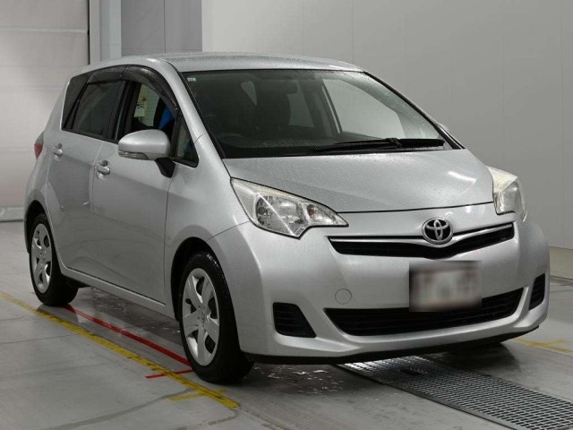 Toyota RACTIS 2013 7655696-5