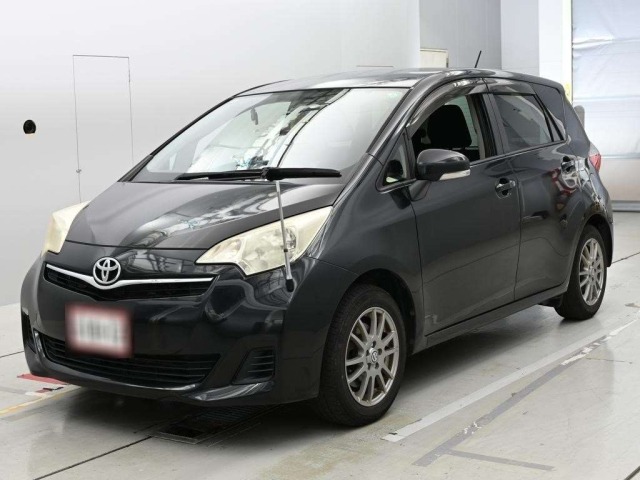 Toyota RACTIS 2011 7655710-0