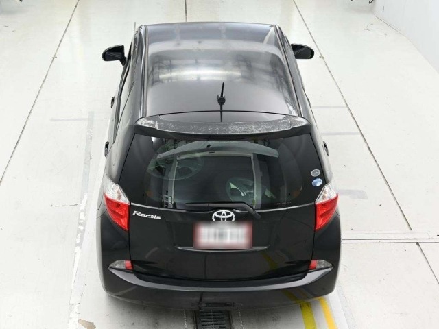 Toyota RACTIS 2011 7655710-8